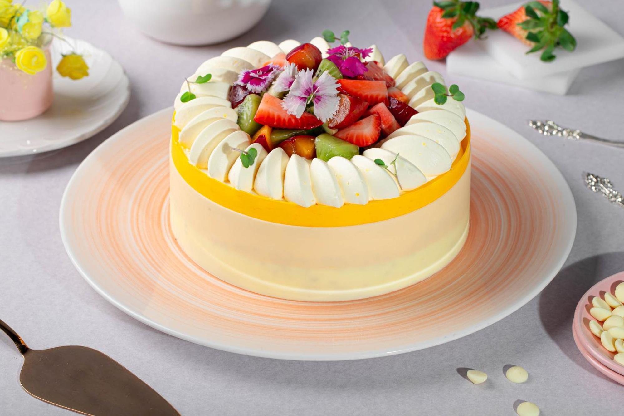 Jw Marriott Hotel New Delhi Aerocity Ngoại thất bức ảnh A fruit cake
