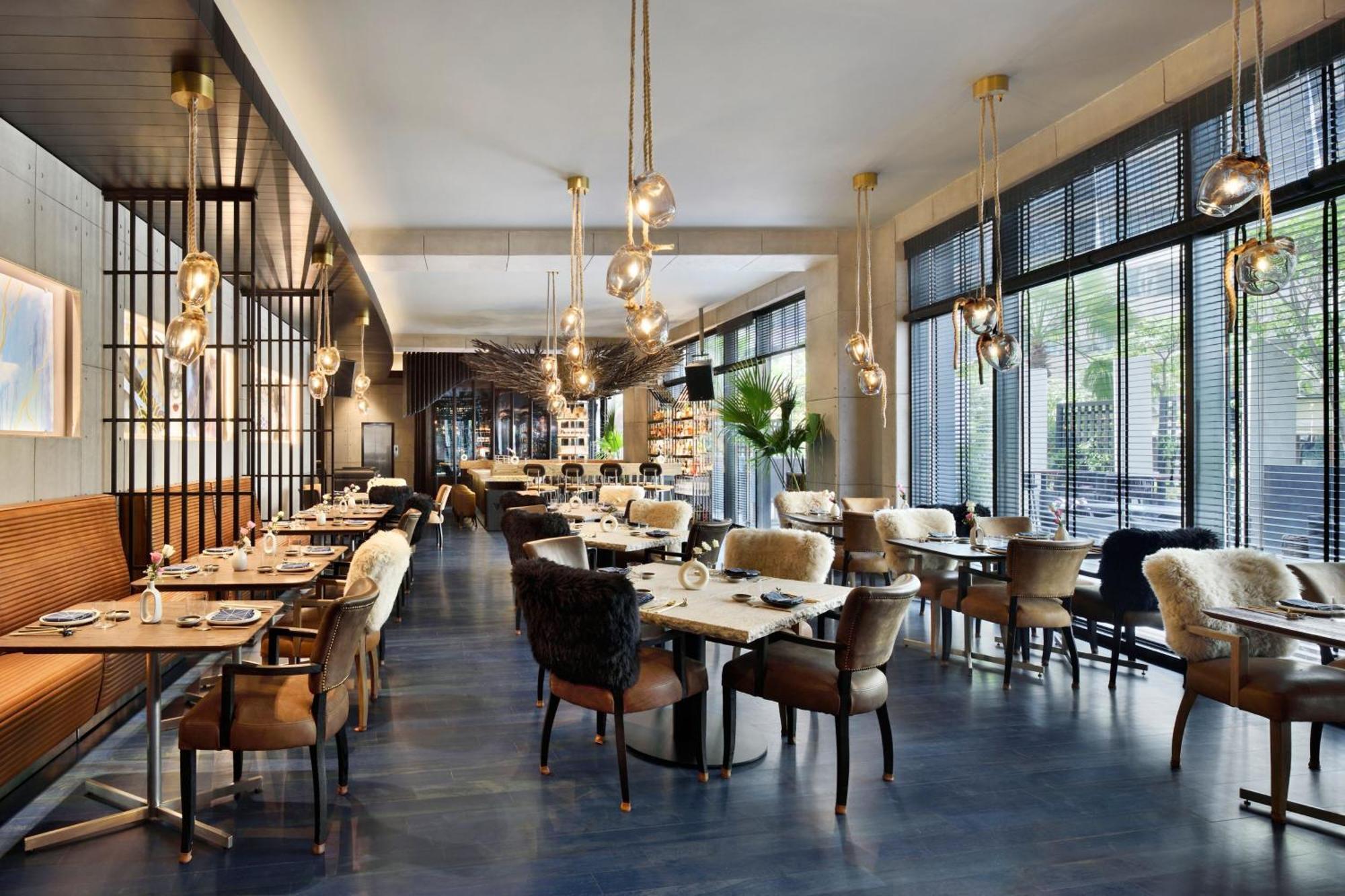 Jw Marriott Hotel New Delhi Aerocity Ngoại thất bức ảnh The restaurant